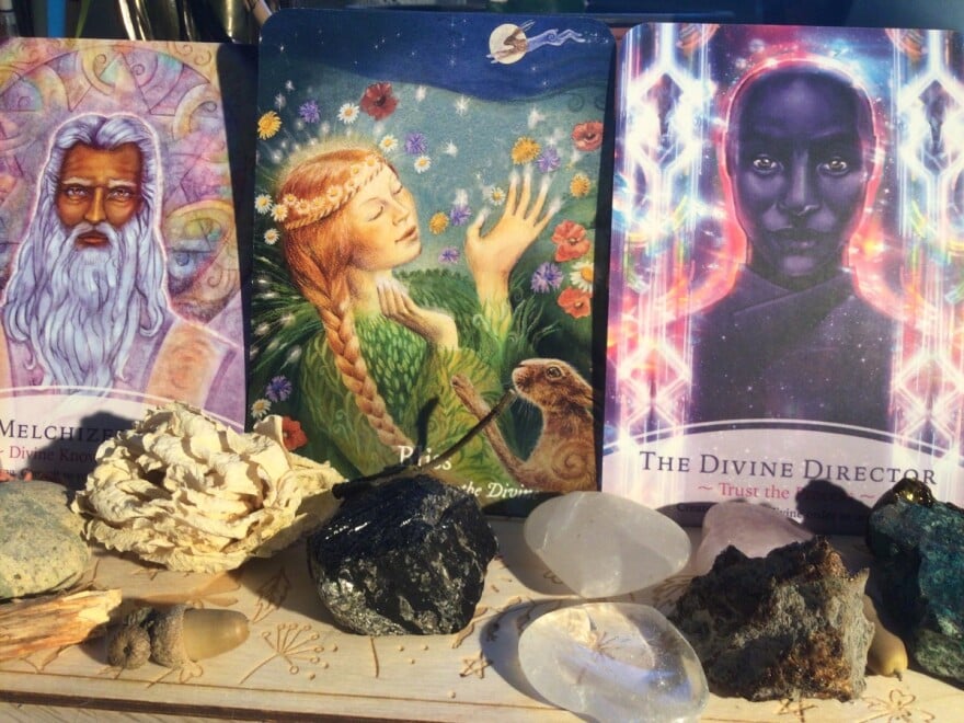 Goddess love oracle daily reading - blog post by m-c