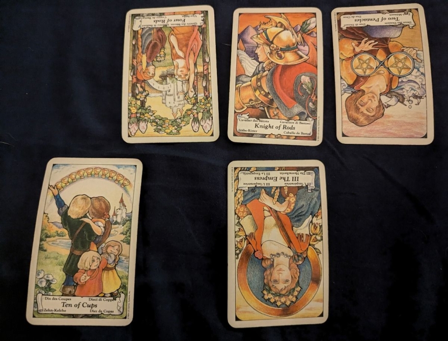 Daily Focus - tarot reading by Michelle