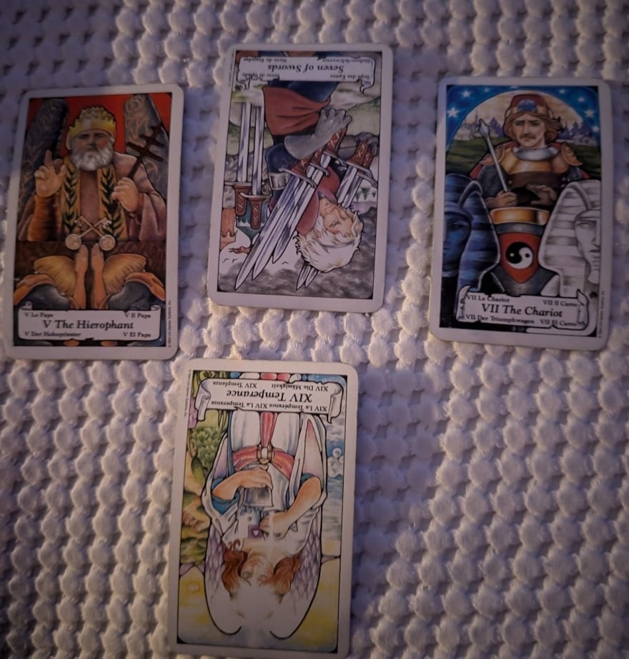 Cord cutting - tarot reading by Michelle