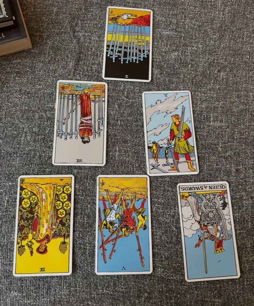 Unemployment and Feeling Defeated - tarot reading by Meaghan
