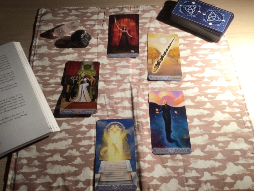 Answer the call spread - tarot reading by m-c