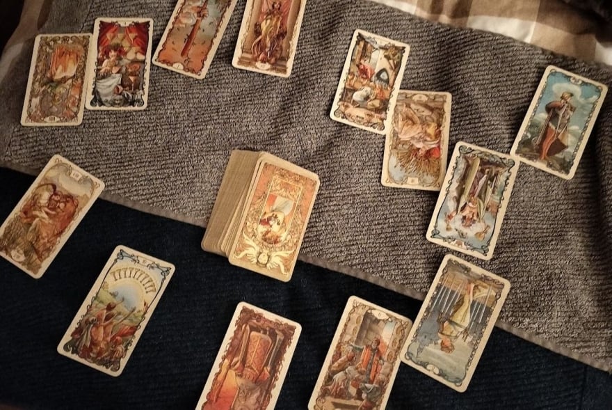 Reading for Year 2024 - tarot reading by Peppermint